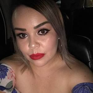 Meet your Posher, Esther